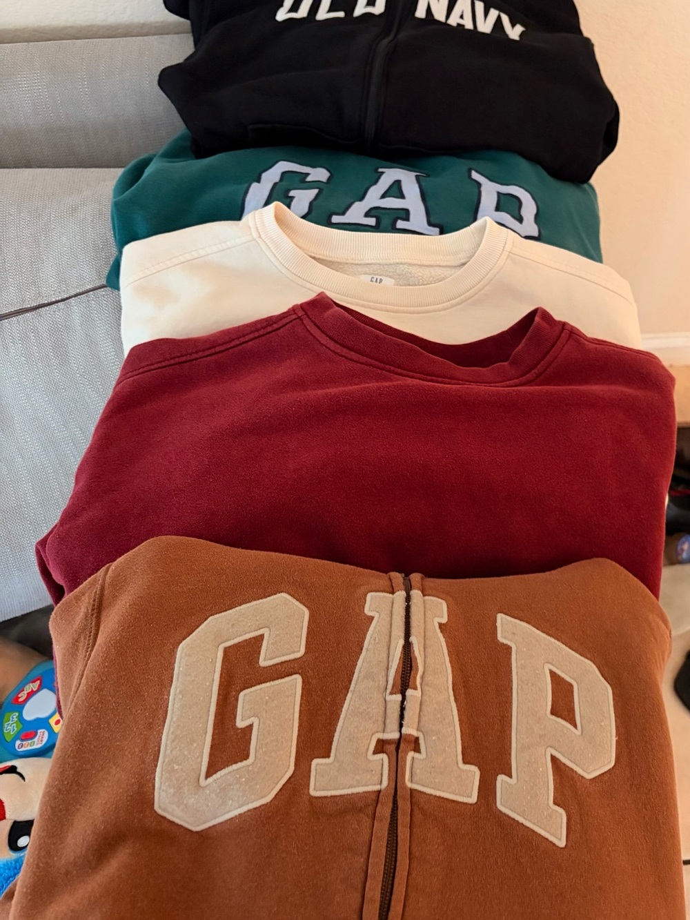 5 Boys sweaters bundle